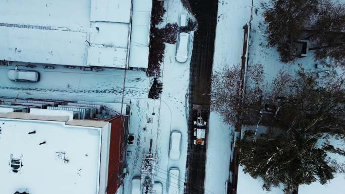 城市街道雪景航拍