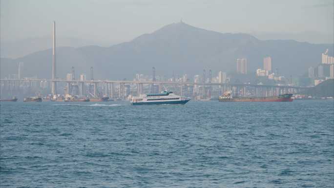 香港渡船驶过海面8k分辨率