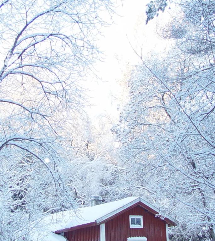 雪中小屋