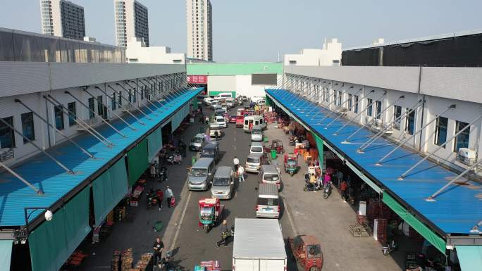 红星批发市场内部街道