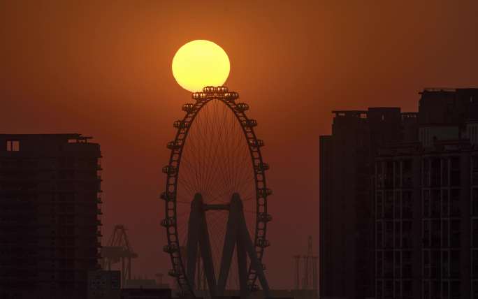 【正版原创】摩天轮夕阳顶日红太阳延时