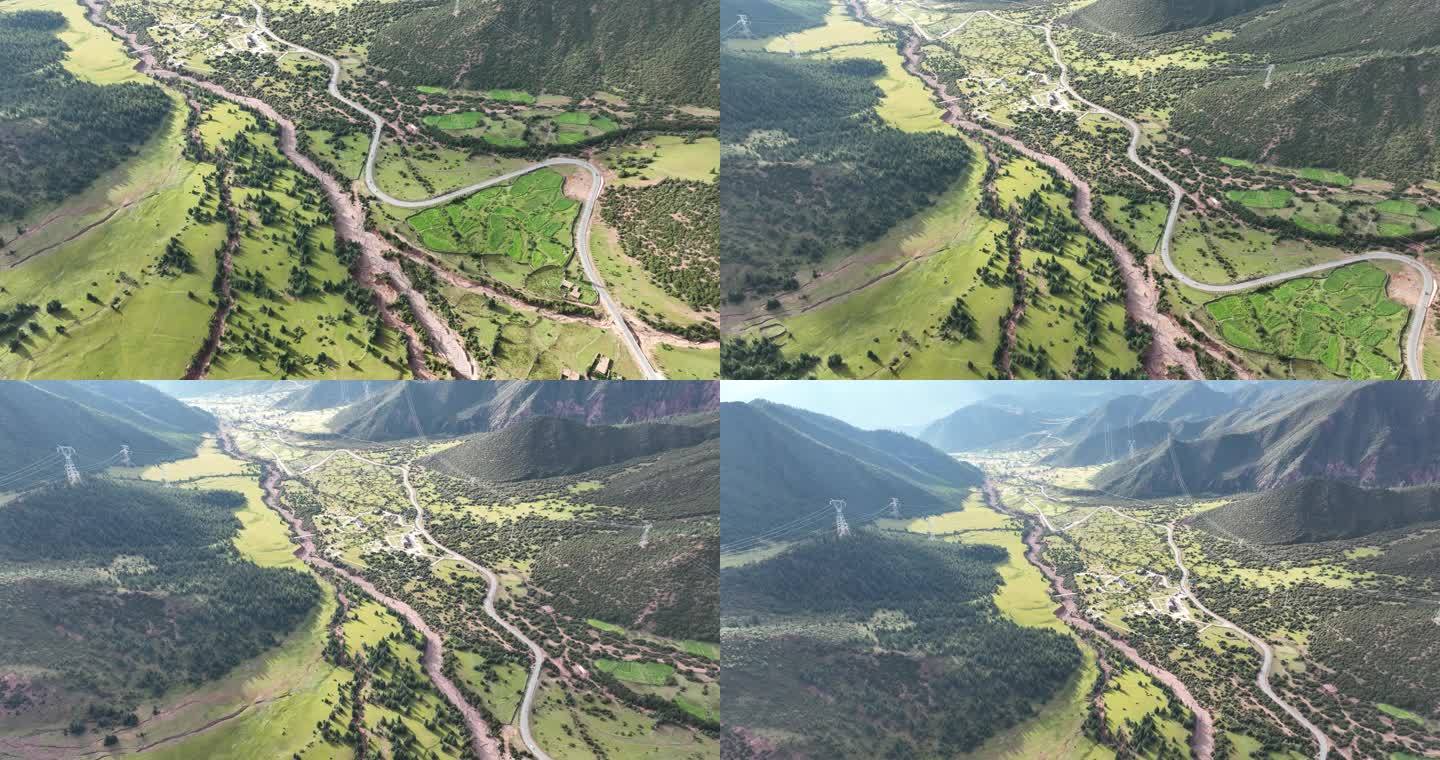 川藏线318国道经过拉乌山山谷