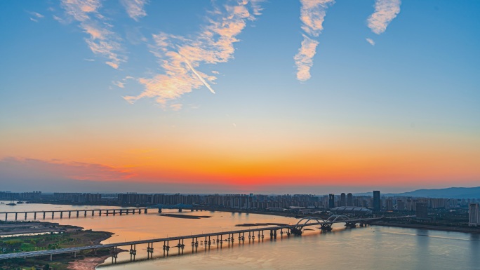 南昌洪城大市场经济交通环境