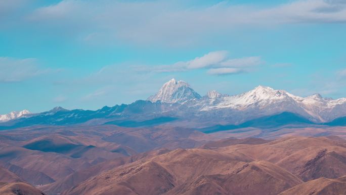 川西唯美壮丽雪山草原自然风景