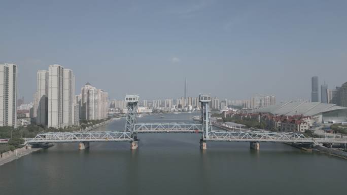 航拍滨海新区开启桥的过程