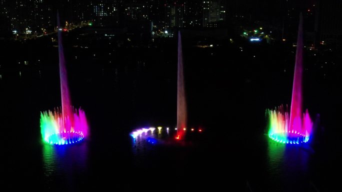 亳州市南湖公园喷泉夜景航拍