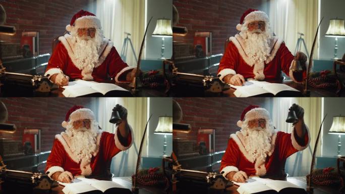 圣诞老人在平安夜的深夜坐在办公室里，看着相机，摇着铃铛