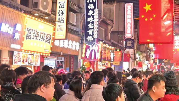 最新最全长沙太平老街人流步行街市井气息