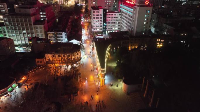 昆明酒杯楼夜景