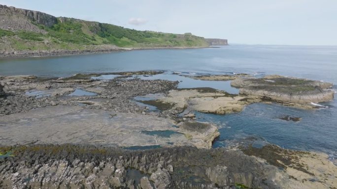 沿海景观和兄弟点，在斯凯岛，内赫布里底群岛，苏格兰，英国