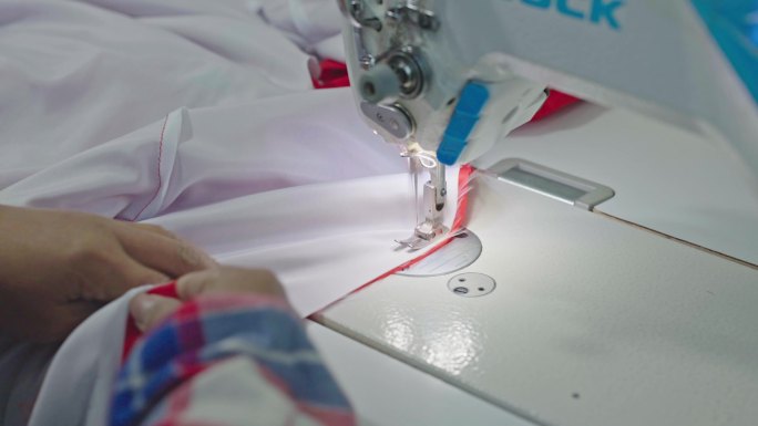电动缝纫机 服装加工 缝纫机特写