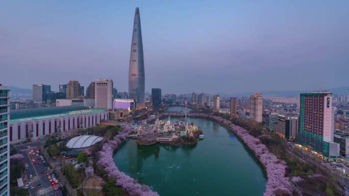 延时4K, 2023年4月1日，鸟瞰韩国市中心的春天，樱花盛开。