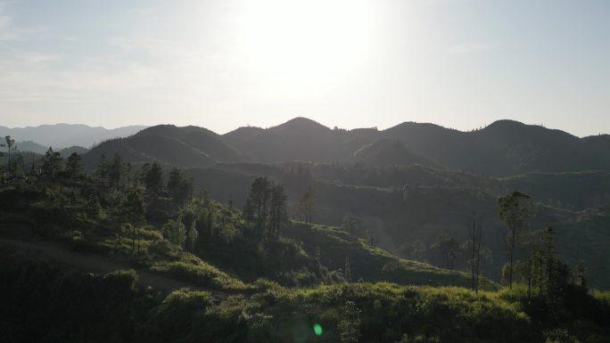 飞跃山体  山坡夕阳  意境黄昏