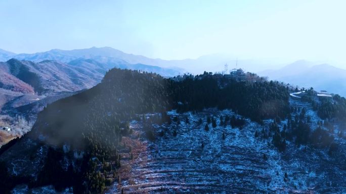 航拍大雪后济南南部山区风景