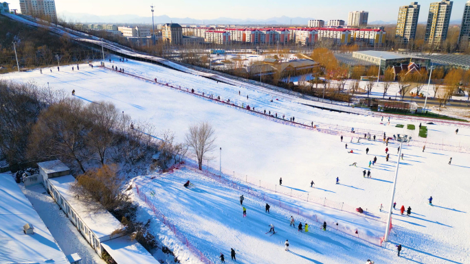 北方城市滑雪场A