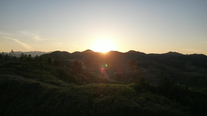 山脉夕阳