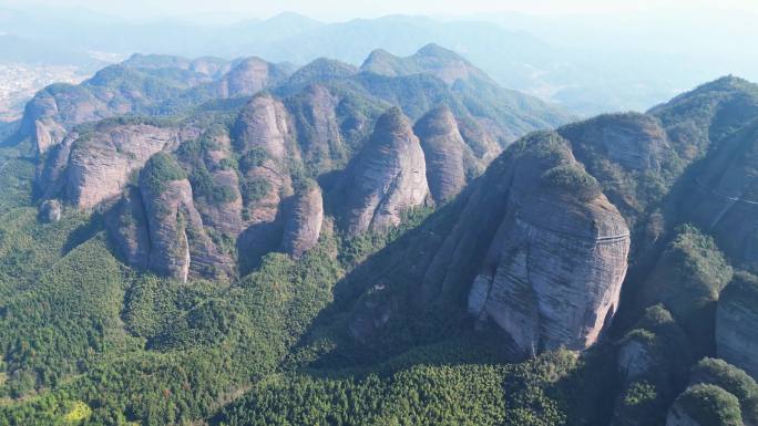 龙南武当山岩石