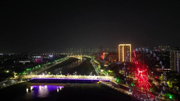 航拍广东茂名摩天轮夜景