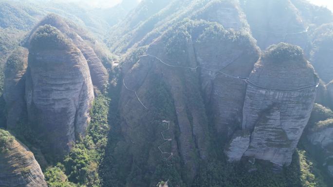 龙南武当山岩石