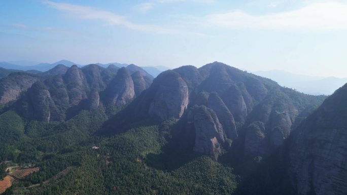 龙南武当山岩石