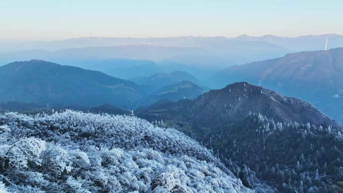 桂林资源隘门界雪景