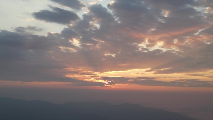 日出云霞  大气山脉背景素材