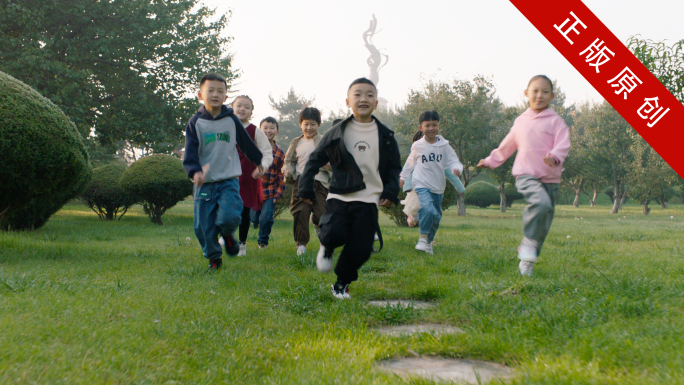 儿童奔跑  奔向未来 中国梦 积极 乐观