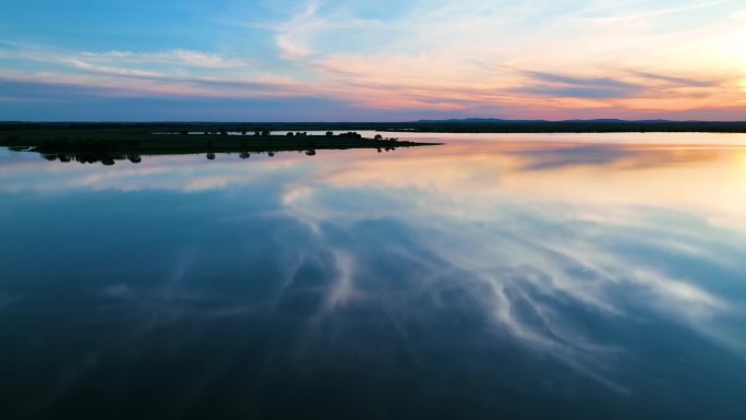 黑龙江乌苏里江风光