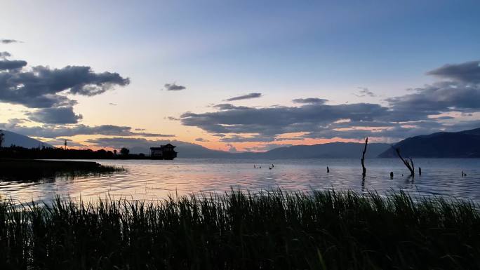 大理夜景  黄昏  云南 渔村码头 洱海