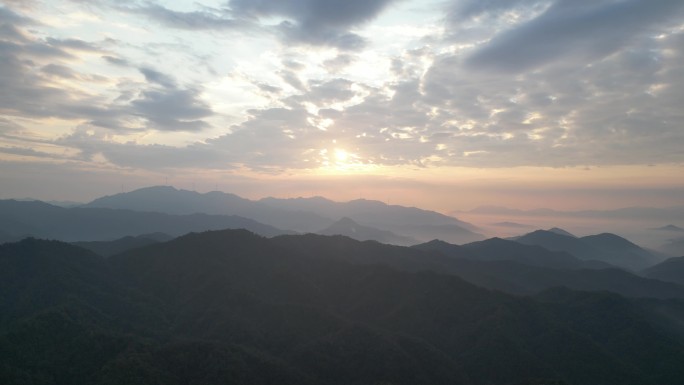 日出云霞  大气山脉背景素材