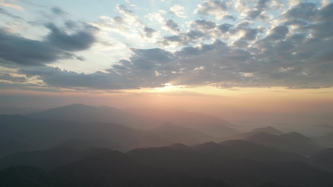 日出云霞  大气山脉背景素材