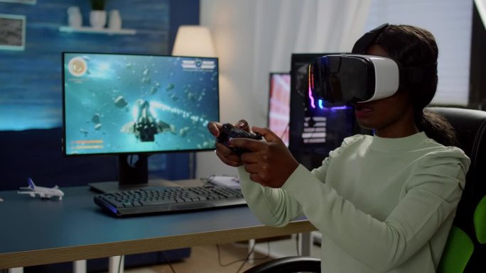 非洲玩家女子使用虚拟现实眼镜赢得太空射击游戏