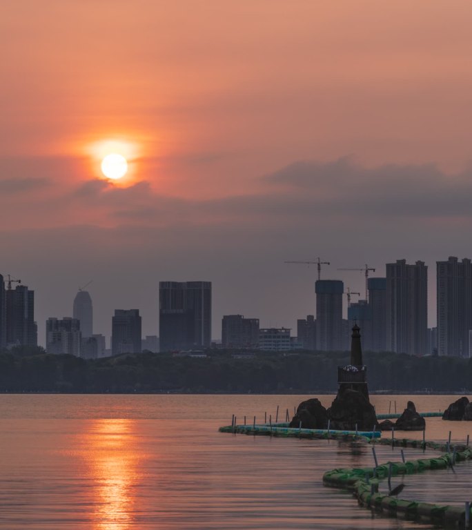 武汉城市宣传东湖日落空境
