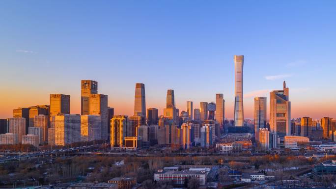 冬季北京国贸城市天际线与车流日转夜延时