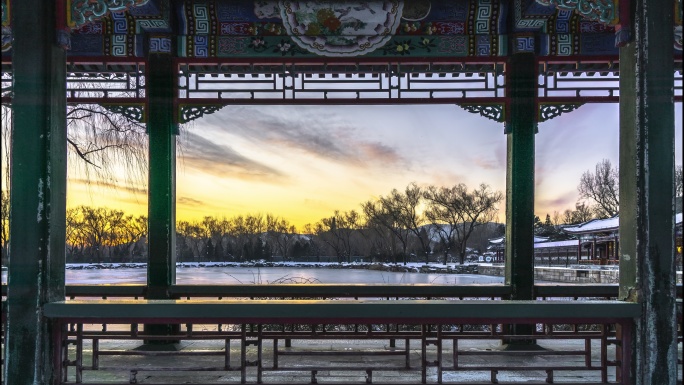 北京颐和园澄鲜堂晚霞框景