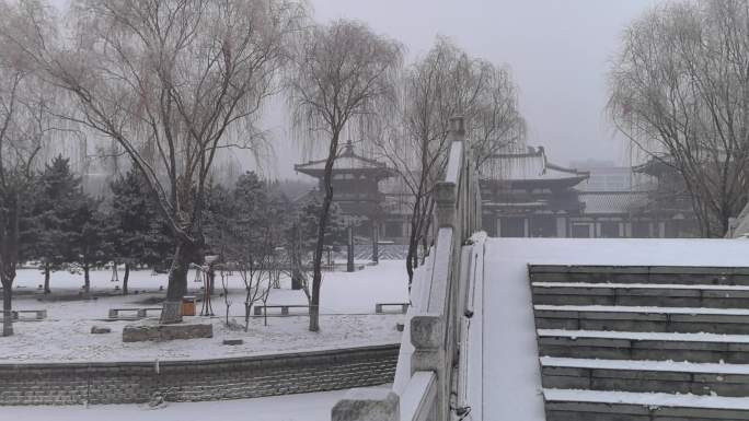 原创下雪寺庙古建筑拱桥雪中树木唯美风景