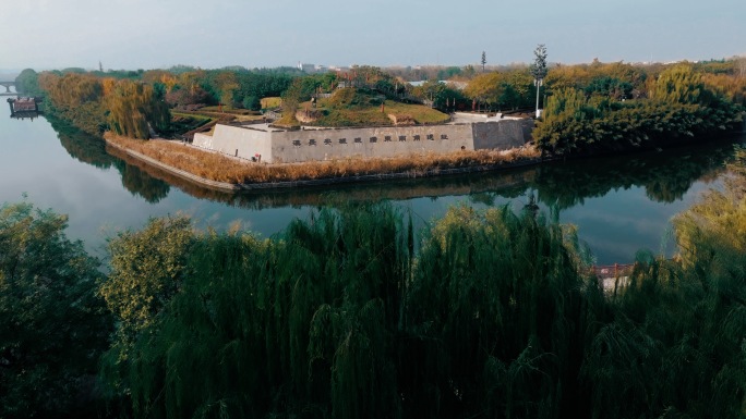 航拍西安汉城湖大风阁白天城市风光