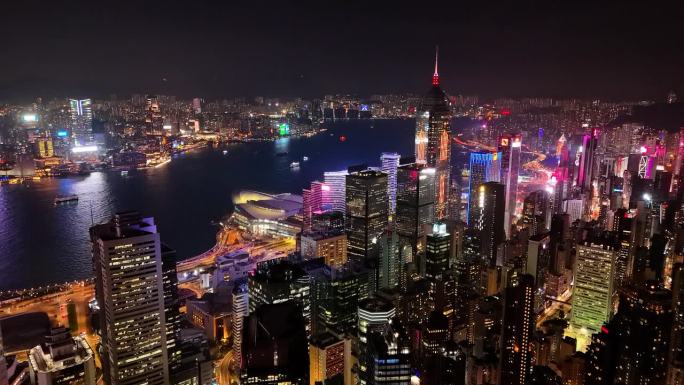 香港市区及维多利亚港夜景鸟瞰图