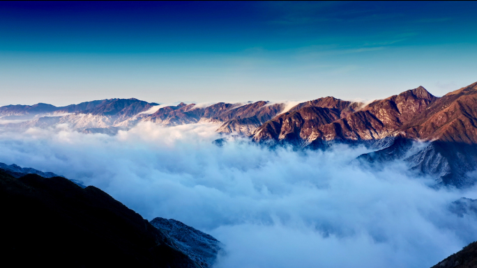 4k广西桂林全州天湖航拍冬季雪景雾凇山脉