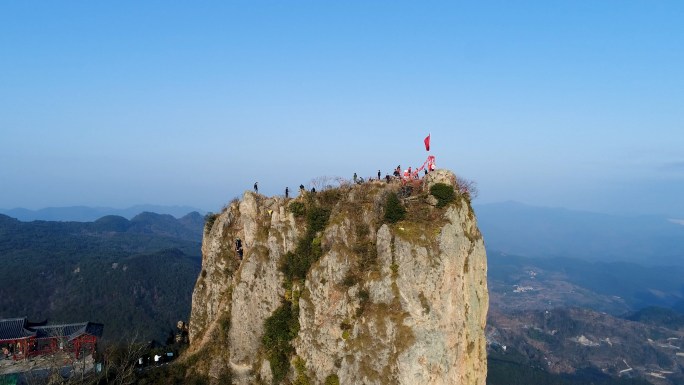 山趣山峰山巅环绕航拍2160P