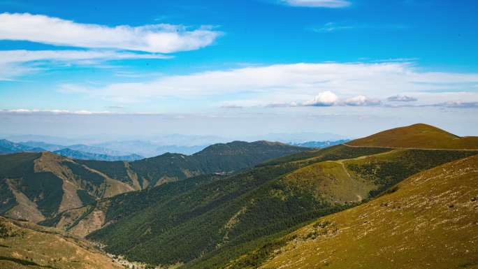 山顶山峰延时 蓝天白云-2