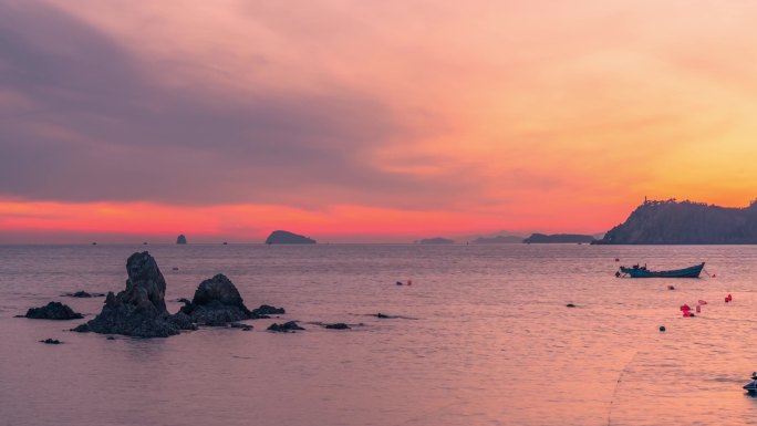 大连老虎滩石槽海上日落风光延时