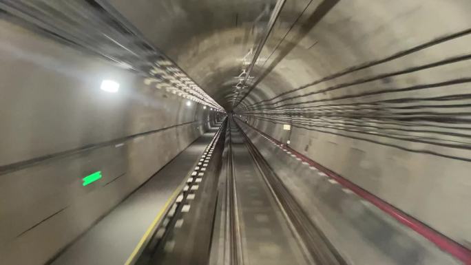 地铁隧道前向原速视频
