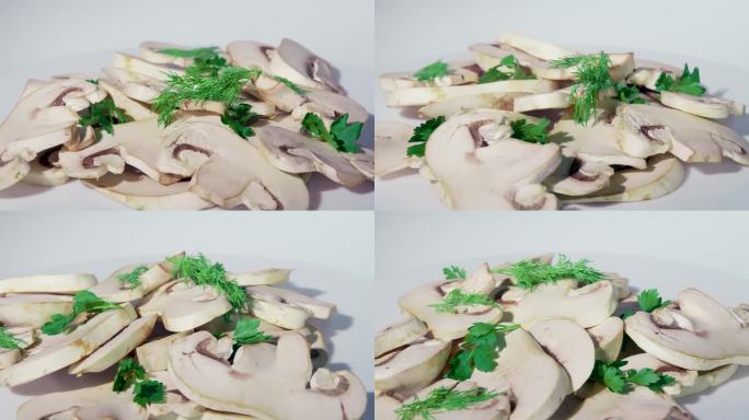 切片新鲜切碎的生香菇