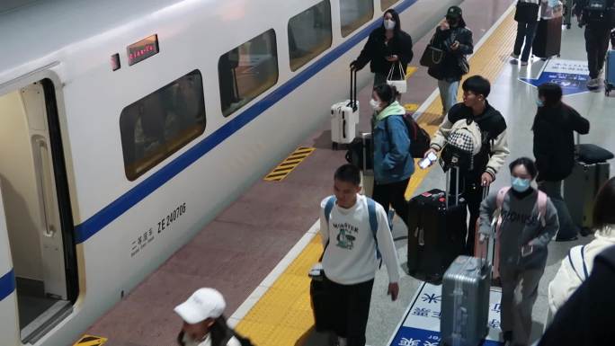 春节回家 2024年春运