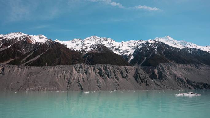 新西兰库克山国家公园冰河湖