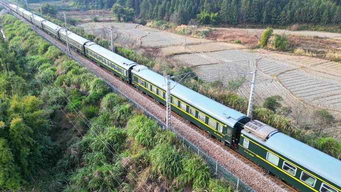 京九铁路绿皮火车