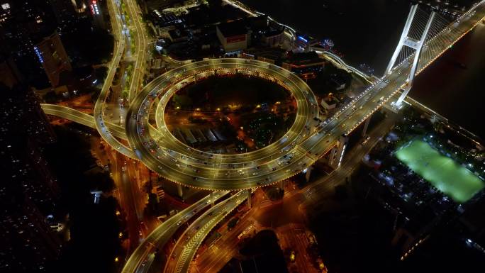 上海南浦大桥夜景实时交通航拍10