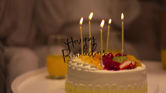 生日许愿、吹蜡烛