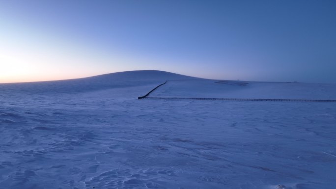 寒冷草原雪原日暮